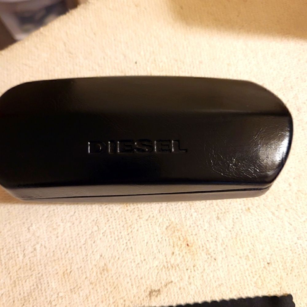 Diesel Black Leather Clam Shell Eye Glass/Sunglass Case "Only The Brave"